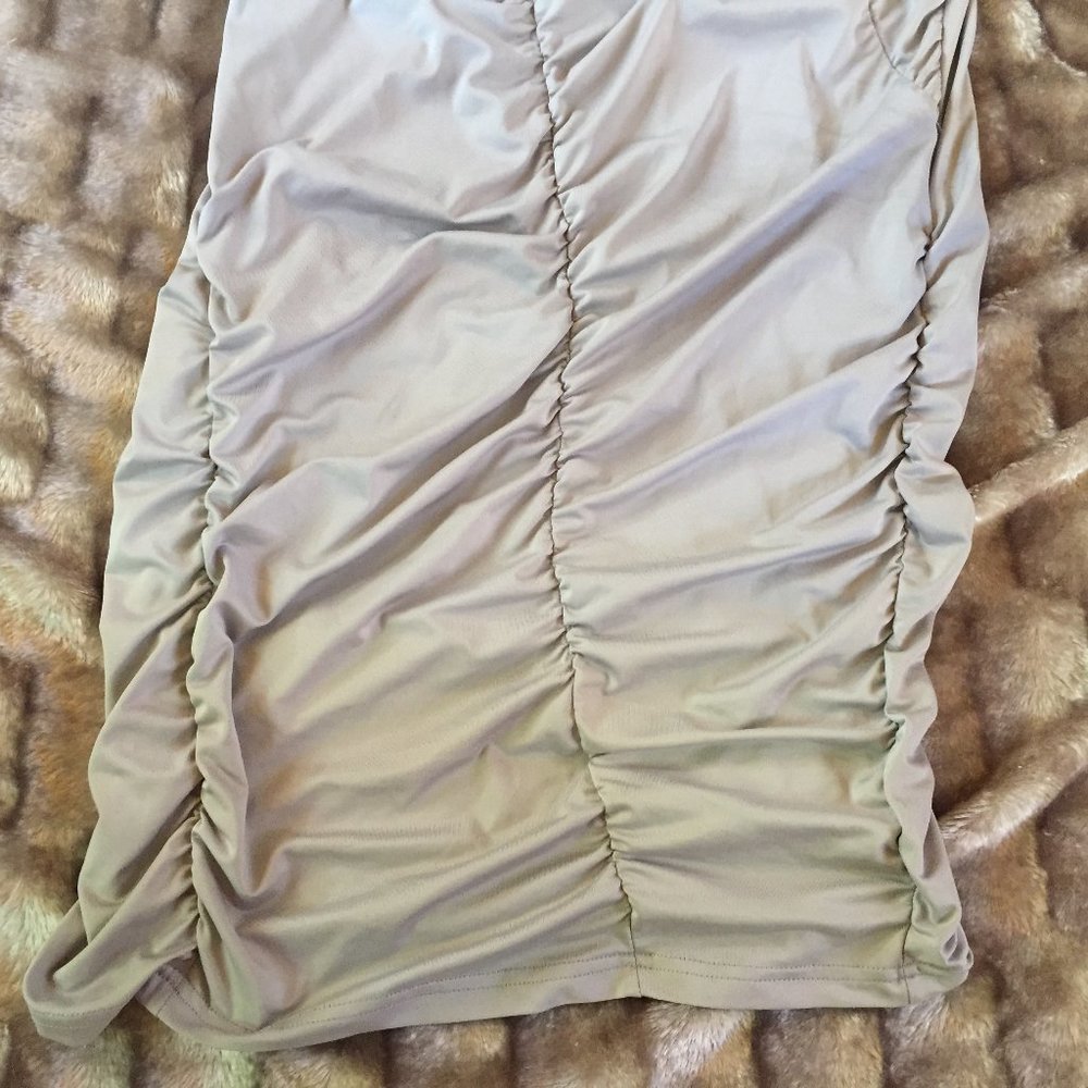 Dress - Picture 5 of 7